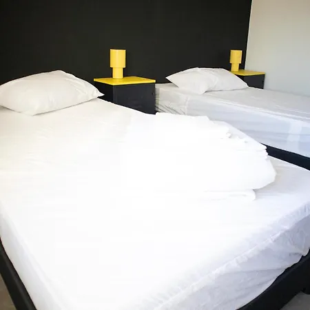 Hostel Bombarda 51 - &