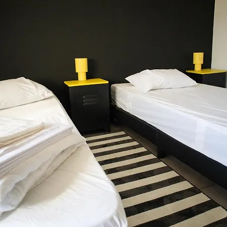 Hostel Bombarda 51 - & Vila Praia de Ancora