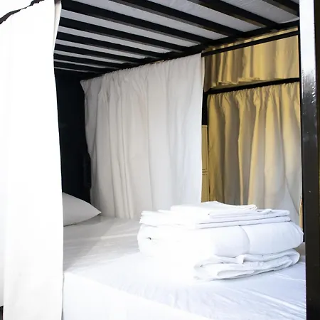 Hostel Bombarda 51 - & *